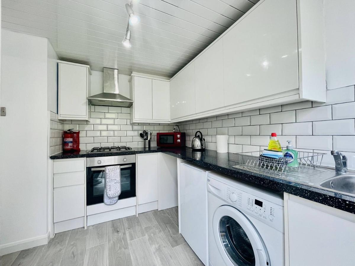 Central Hamilton House Ngoại thất bức ảnh