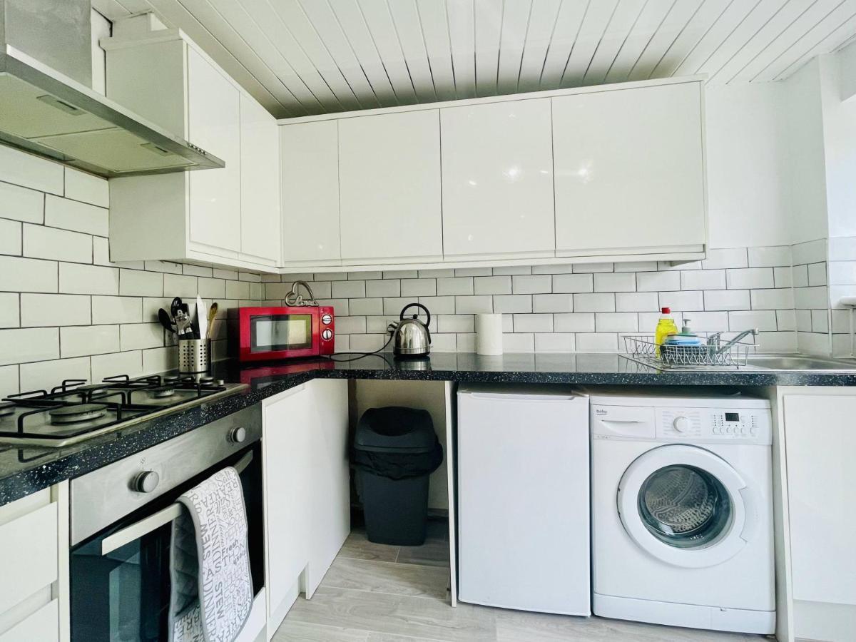 Central Hamilton House Ngoại thất bức ảnh
