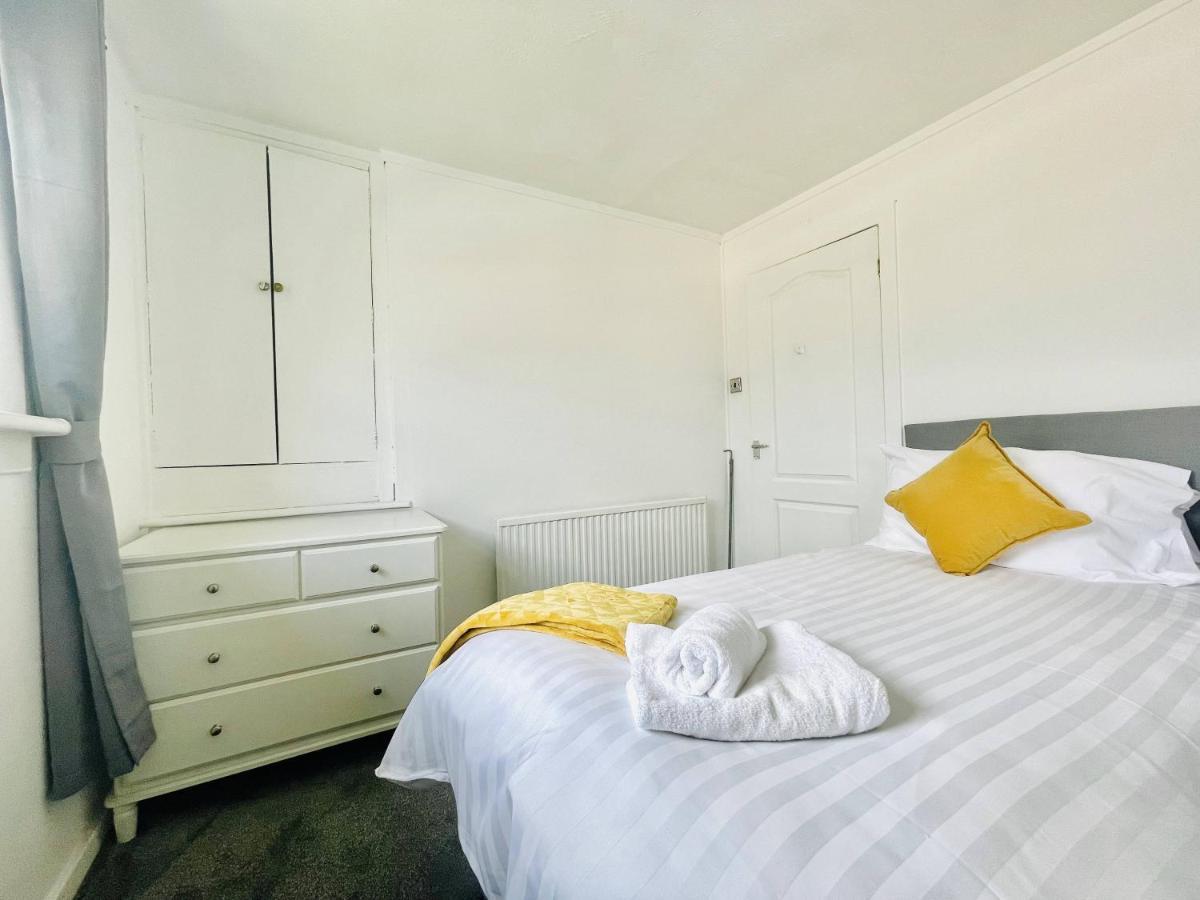 Central Hamilton House Ngoại thất bức ảnh